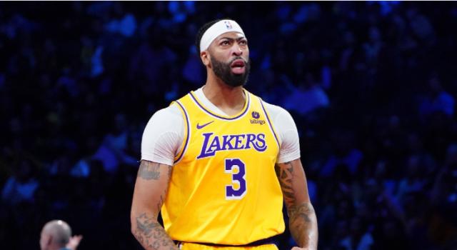 乐鱼平台-考辛斯：湖人管理层不懂球 他们应该让浓眉打4号位