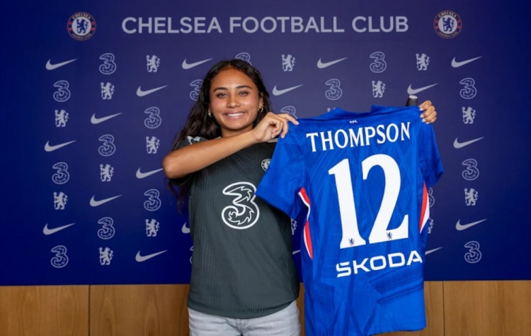 乐鱼平台-切尔西女足官方：20岁美国前锋艾丽莎-汤普森加盟，签约至2030年